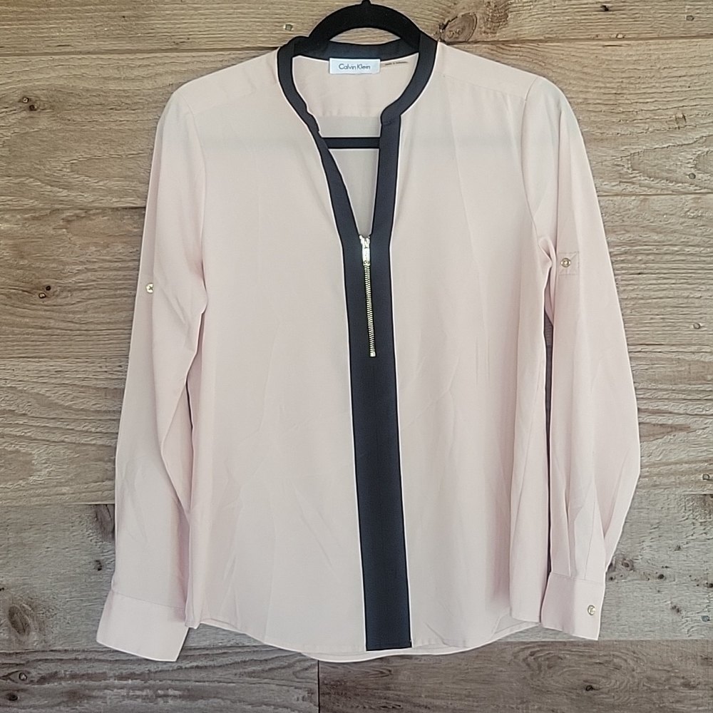 Calvin Klein Quarter Zip Blush with Black Trim Blouse Size Medium